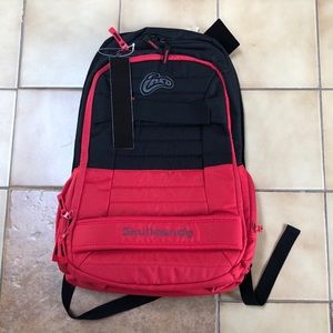 5 pocket Skullcandy backpack